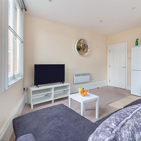 Guest Homes - Trinity Flat Worcester Exteriér fotografie